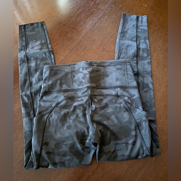 Lululemon fast and free 25” - Picture 4 of 4